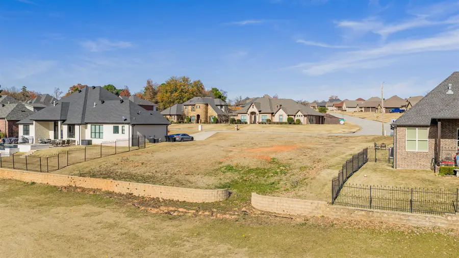 2907 Fairway Oaks Lane, Longview, TX 75605 - #3