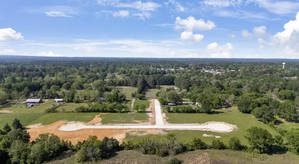 109 W Teal Drive, Troup, TX 75789