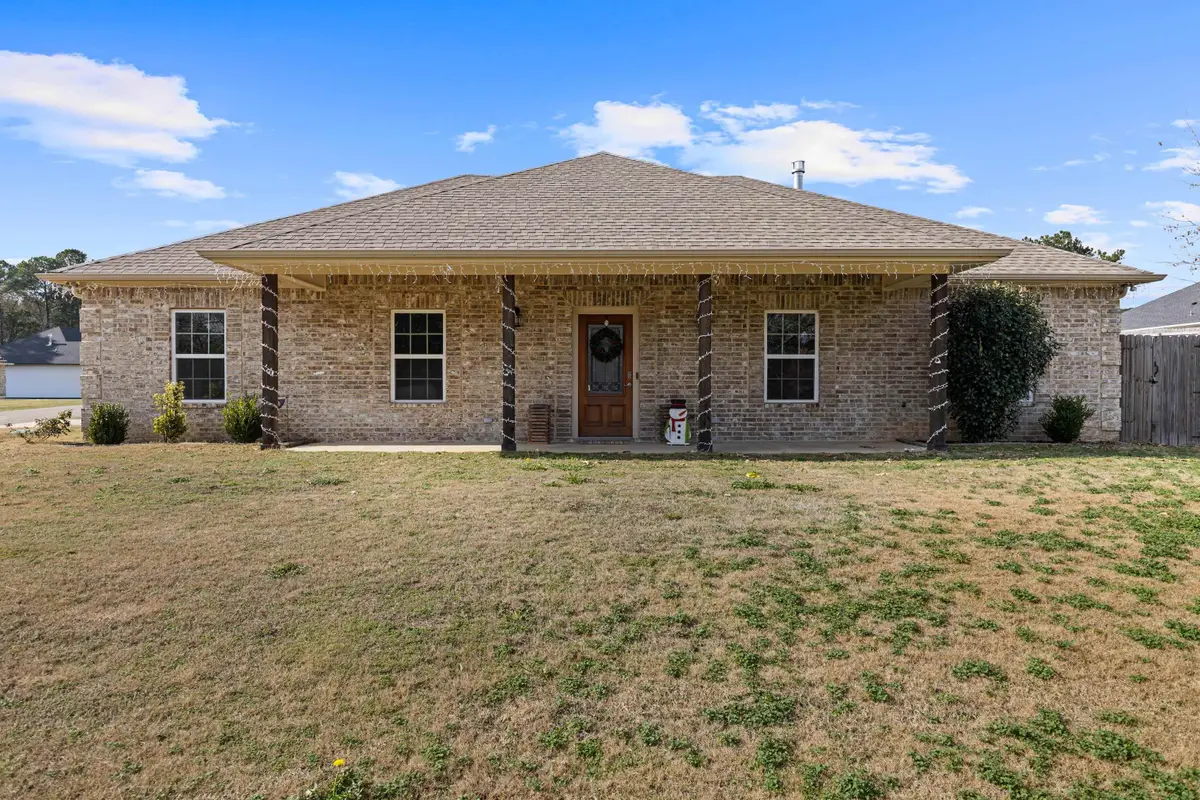 108 Heartland Xing, Diana, TX 75640 - Image #1