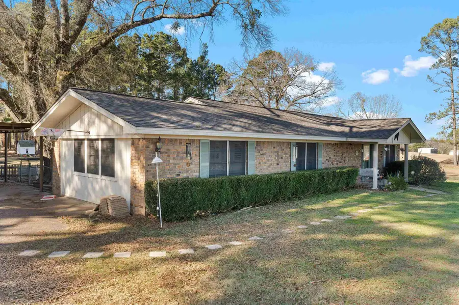 447 Berea 3, Jefferson, TX 75657 - Image #2