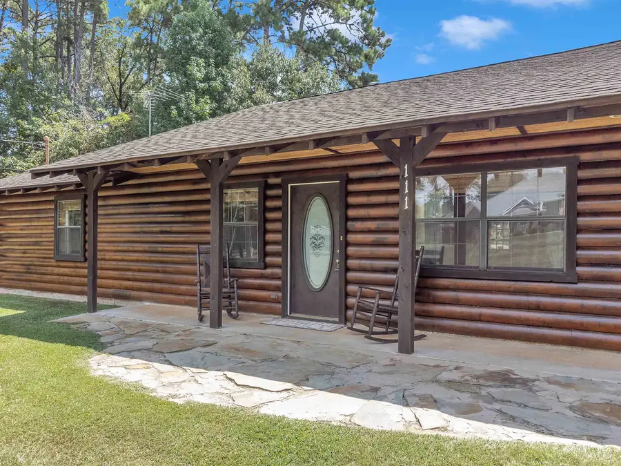 111 Oak Dr., Marshall, TX 75672 - Image #2