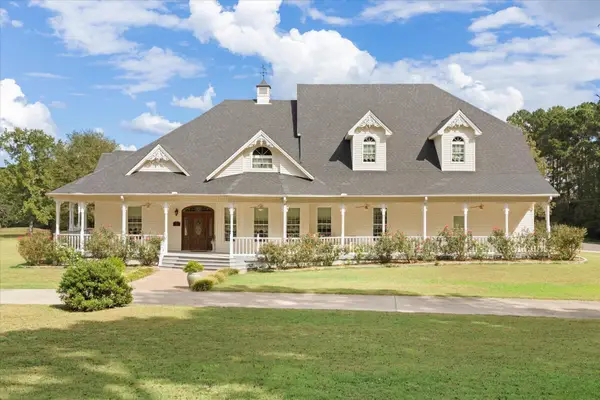 374 County Road 104, Carthage, TX 75633