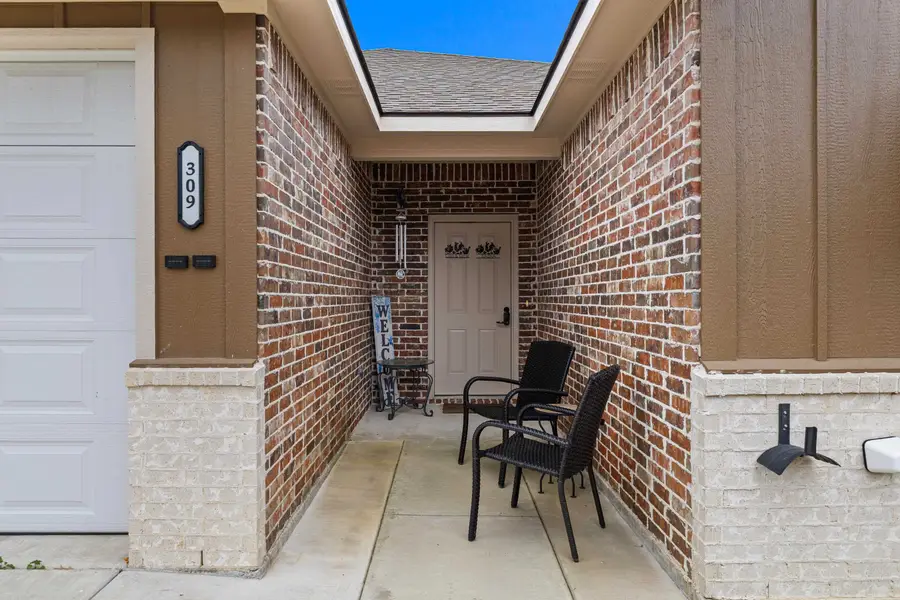 309 Stevens St., Gilmer, TX 75645 - Image #2