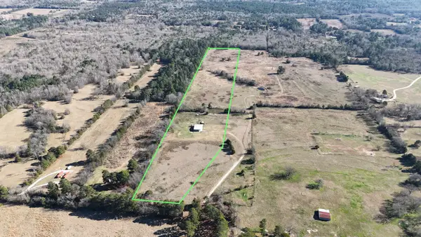 8800 Ginger Road, Gilmer, TX 75644