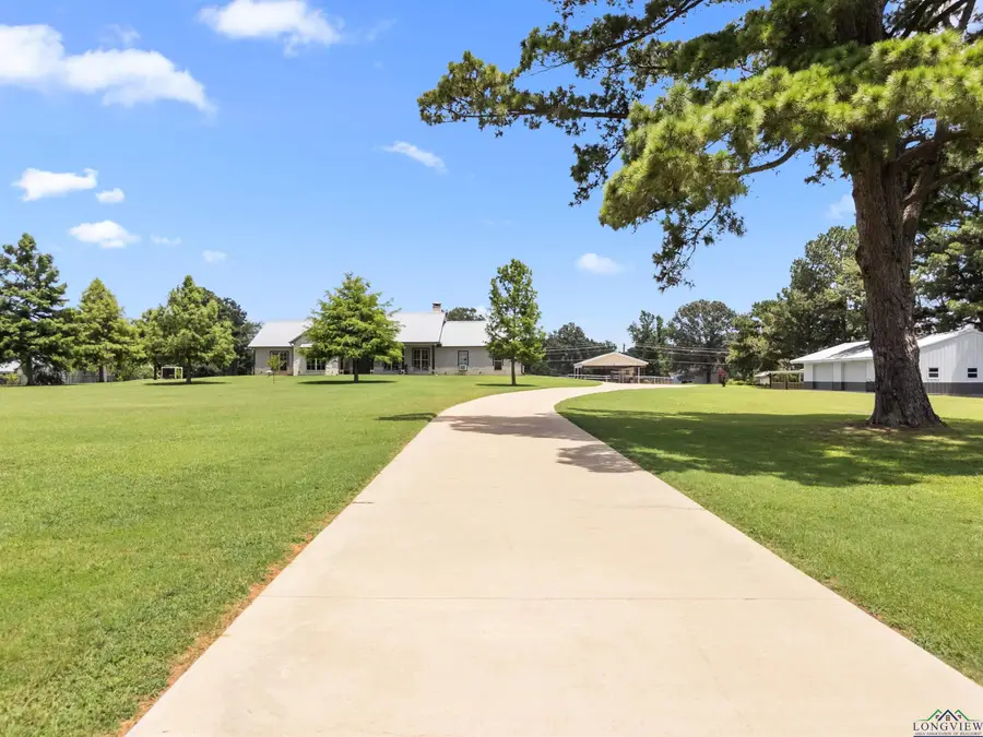 2533 E County Road 186, Kilgore, TX 75662 - Image #3