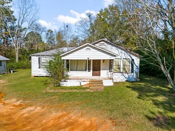 297 Brown Street, Center, TX 75935