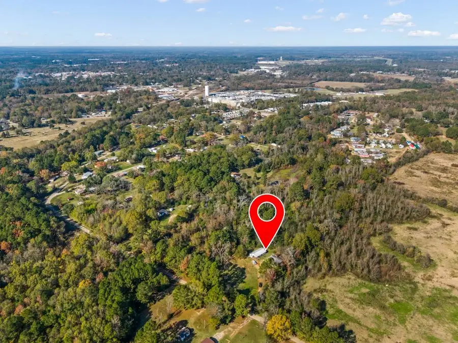 297 Brown Street, Center, TX 75935 - Image #2