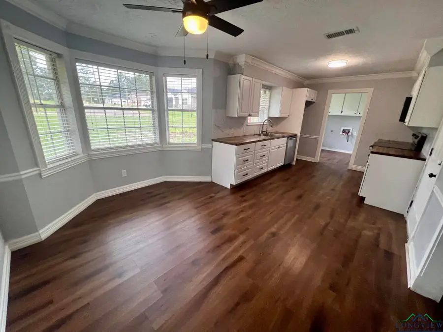 298 STEVENS, Gilmer, TX 75644 - Image #2