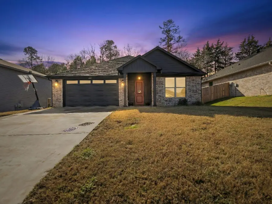 237 Oak Valley, Gilmer, TX 75645 - Image #2