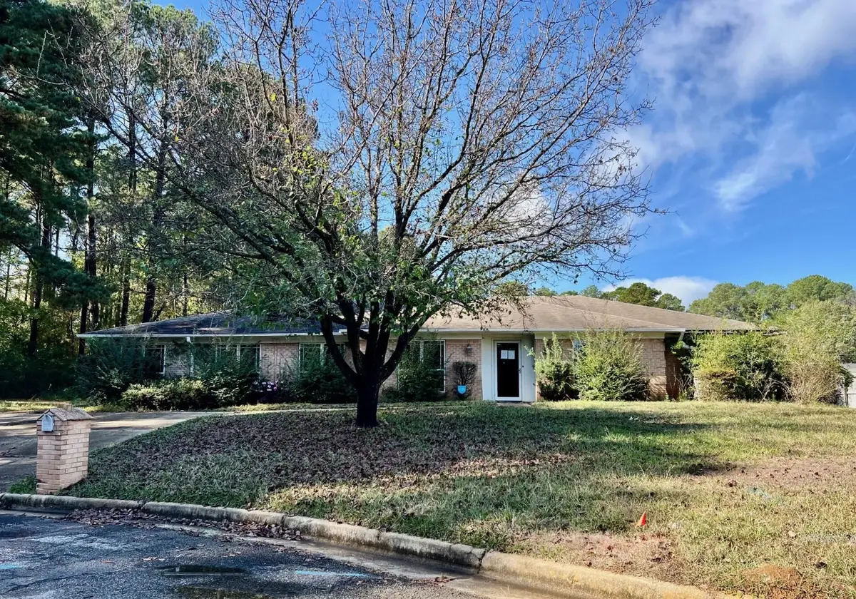 1501 Springdale St., Longview, TX 75604 - Image #1