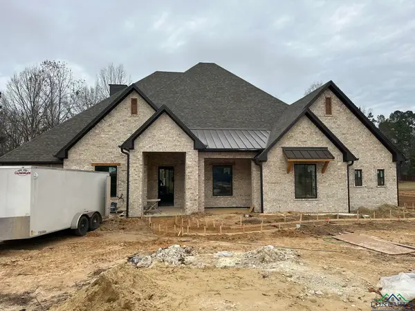 205 Thorn Briar Trail, Longview, TX 75602