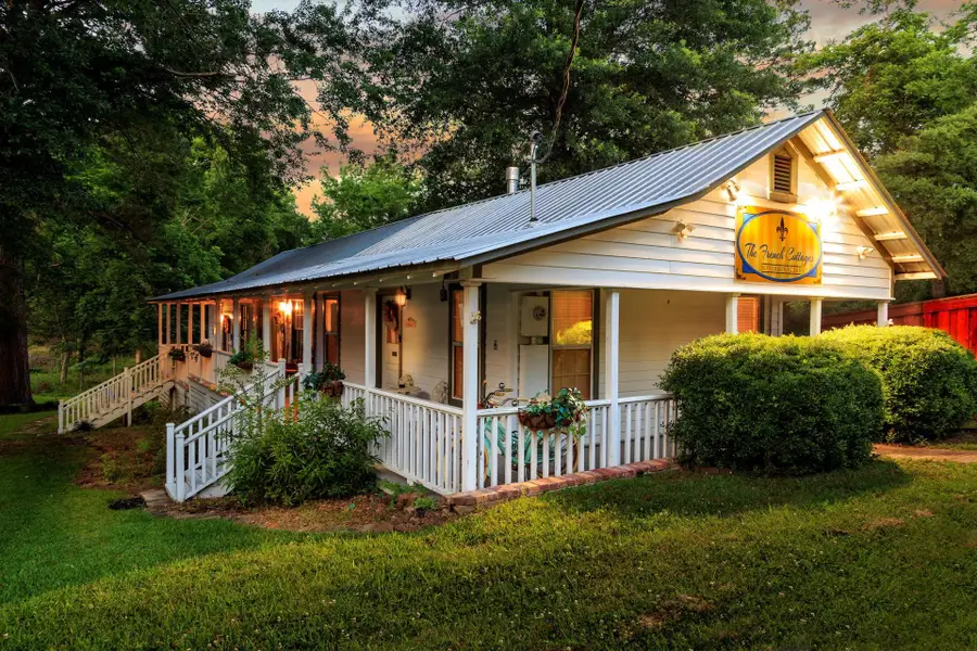 408 Houston St, Jefferson, TX 75657 - Image #3