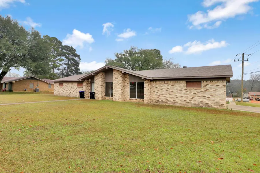 1900 Clinton St, Longview, TX 75604 - Image #3