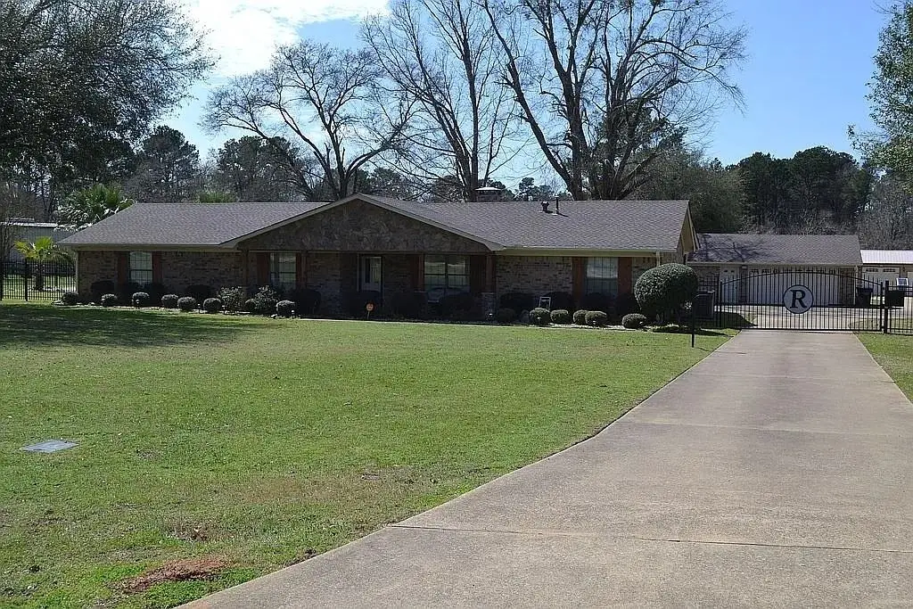 3327 Brent Rd, Longview, TX 75604 - Image #1