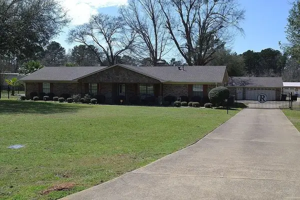 3327 Brent Rd, Longview, TX 75604