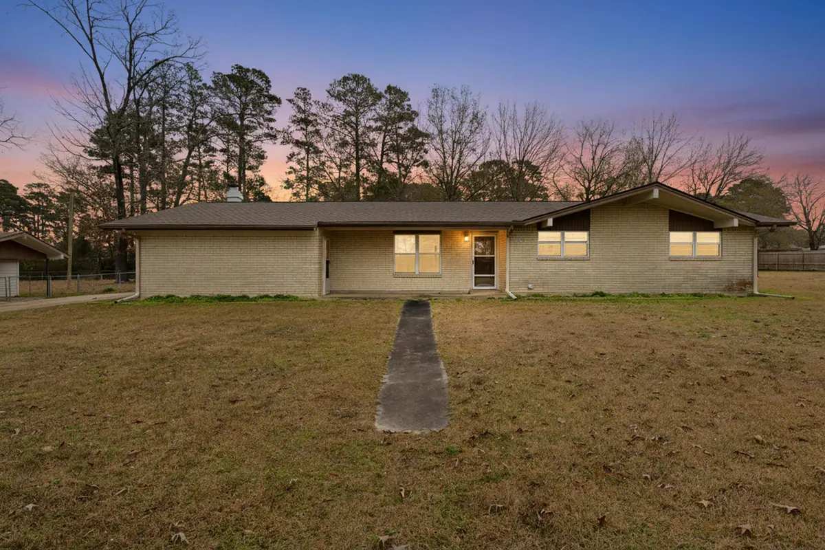 304 N Redbud St, Ore City, TX 75683 - Image #1