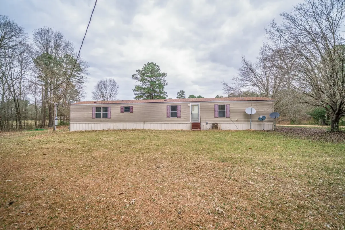 1833 Peach Orchard, Marshall, TX 75672 - Image #1