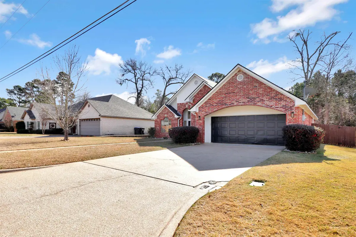 5306 Maisie Ln, Longview, TX 75604 - Image #1