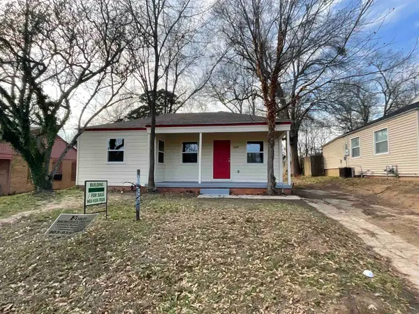 2001 S Garrett, Marshall, TX 75670