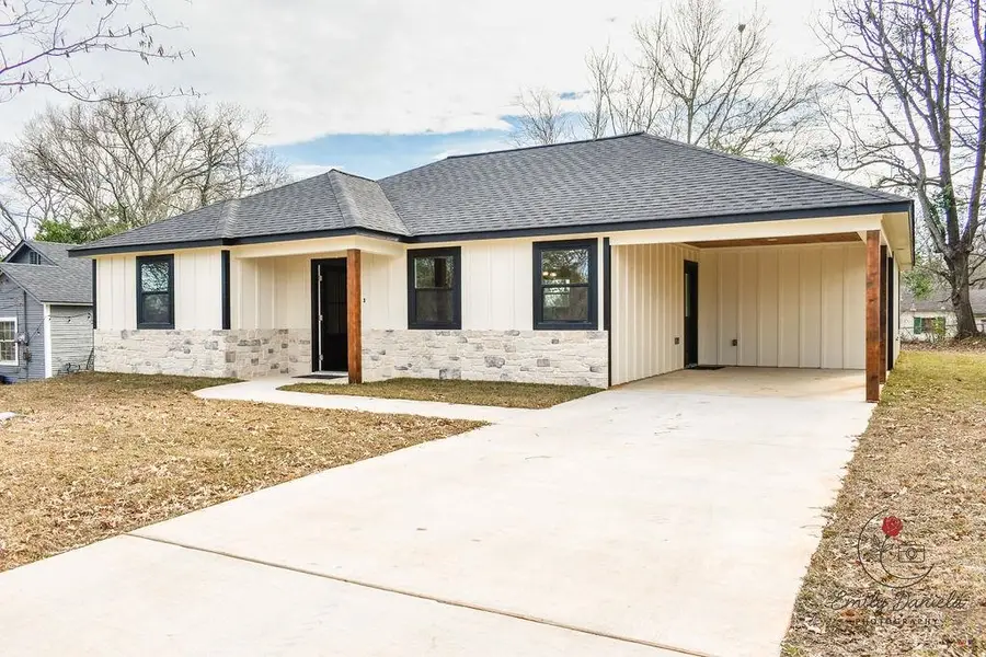 1904 Spring St, Marshall, TX 75672 - Image #2