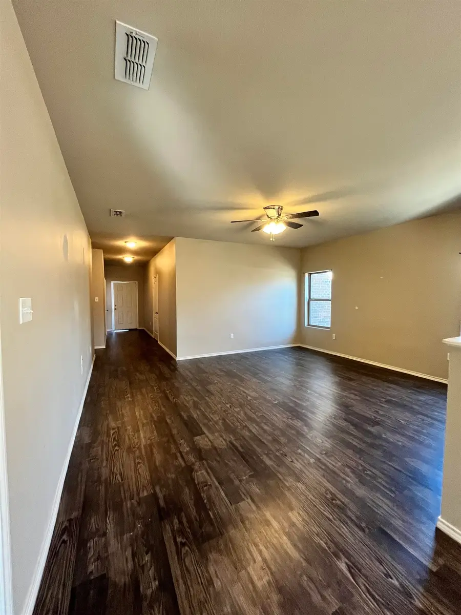 5816 Deauville St, Tyler, TX 75704 - #2