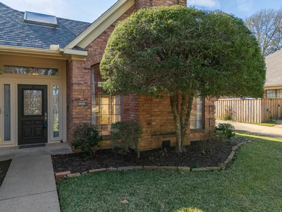 1218 Daffodil Ln., Longview, TX 75604 - Image #2