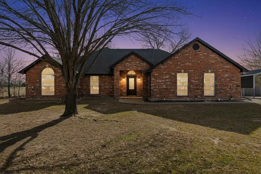 510 Oklahoma St, Van, TX 75790 - #2