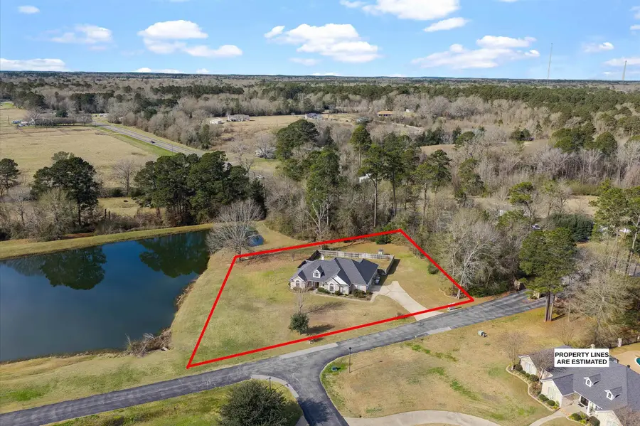 120 Deer Crest Dr, Carthage, TX 75633 - Image #3