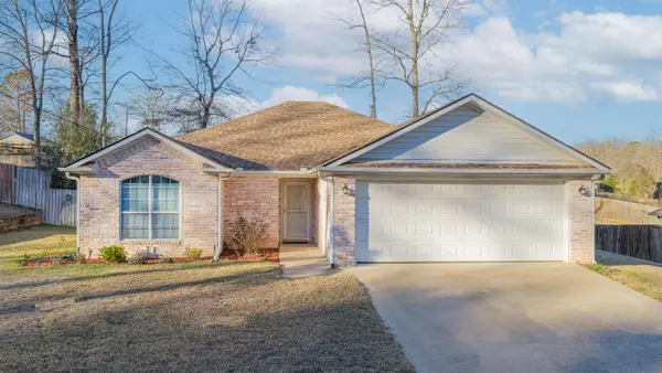 1705 Leach St, Kilgore, TX 75662