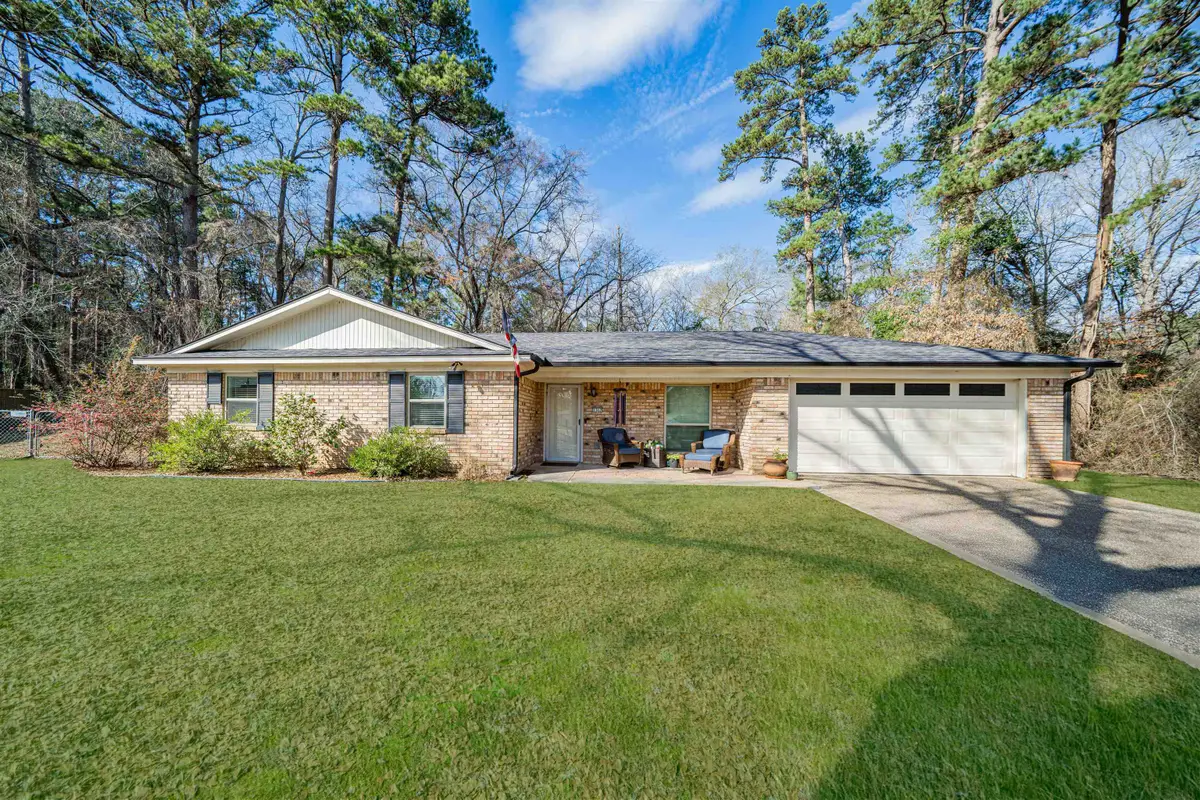 1317 Creekbend Street, White Oak, TX 75693 - Image #1