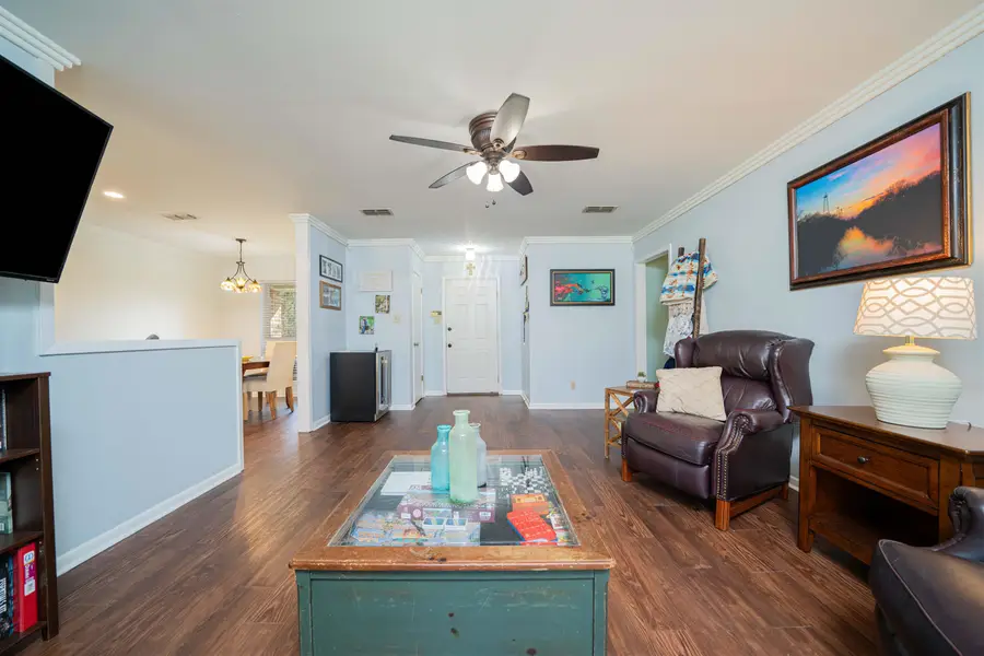 1317 Creekbend Street, White Oak, TX 75693 - Image #2