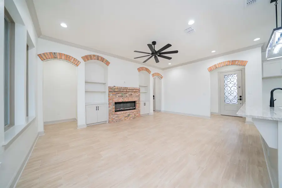 3906 French Dr, Longview, TX 75604 - Image #2