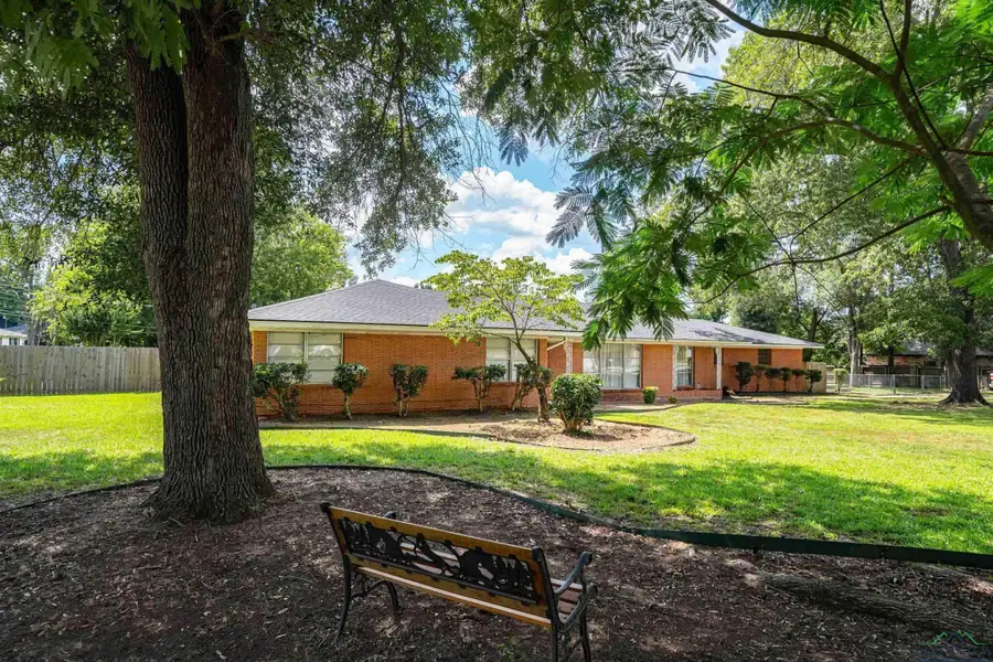 2215 Redbud, Kilgore, TX 75662 - Image #2