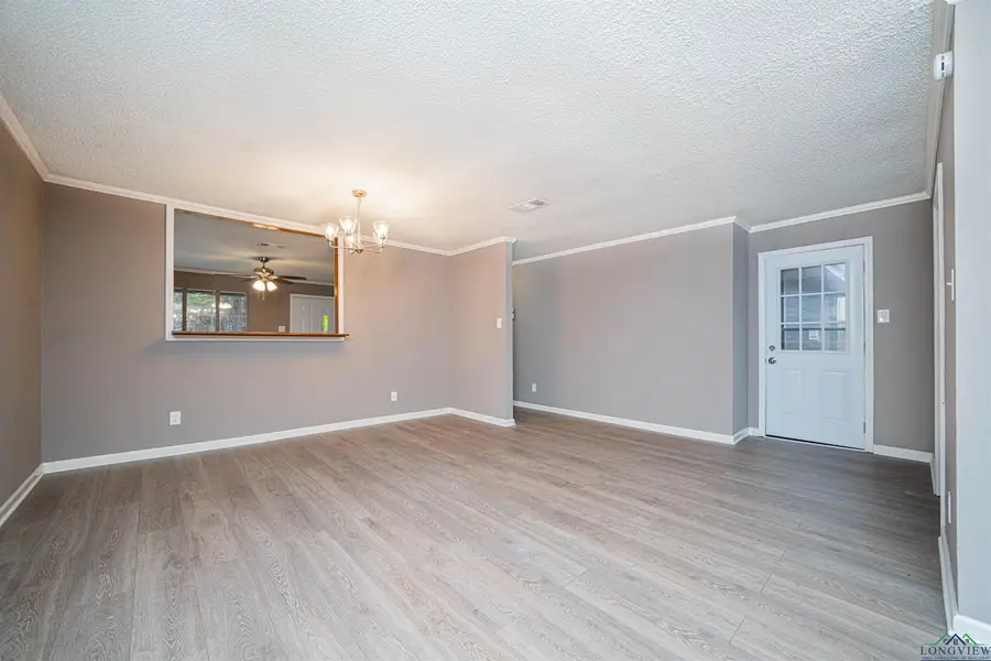 2802 Granite Dr, Longview, TX 75604 - Image #2