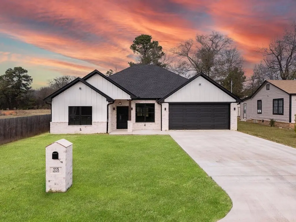 115 Vesta St, Longview, TX 75602 - Image #1
