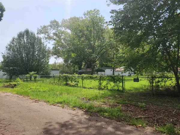 8273 Lakeside, Ore City, TX 75683