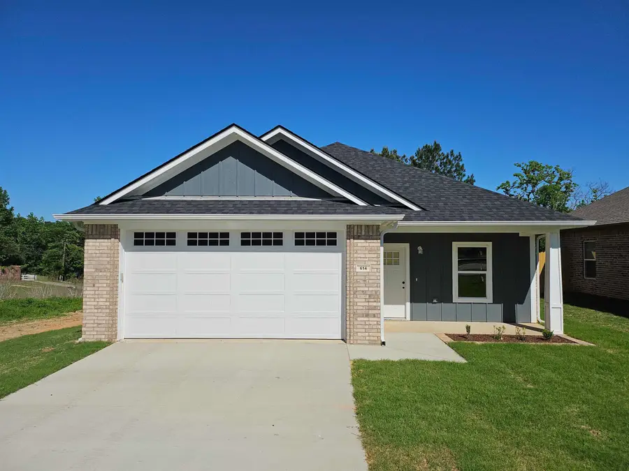 614 N Commerce, Overton, TX 75684 - Image #2