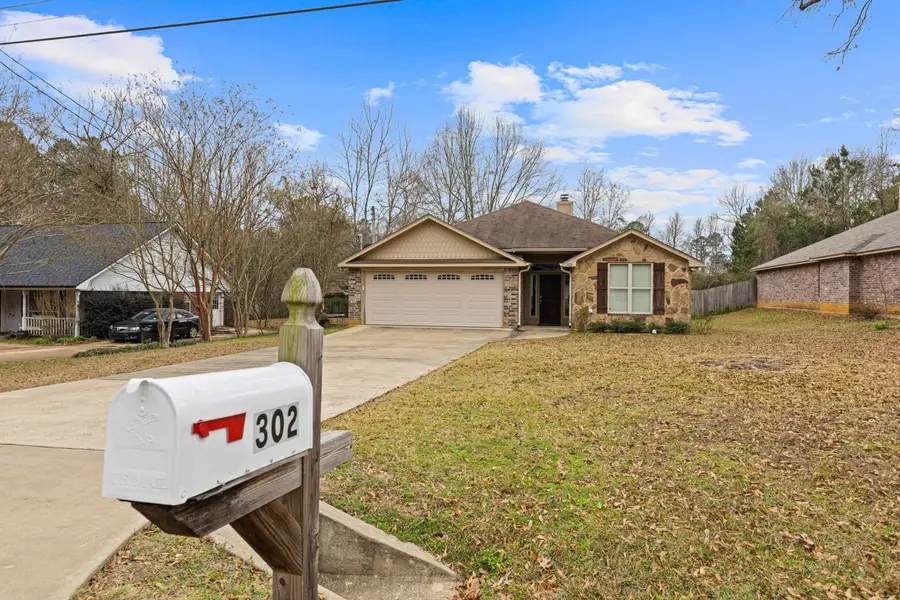 302 Collins Ave., Longview, TX 75605 - Image #3