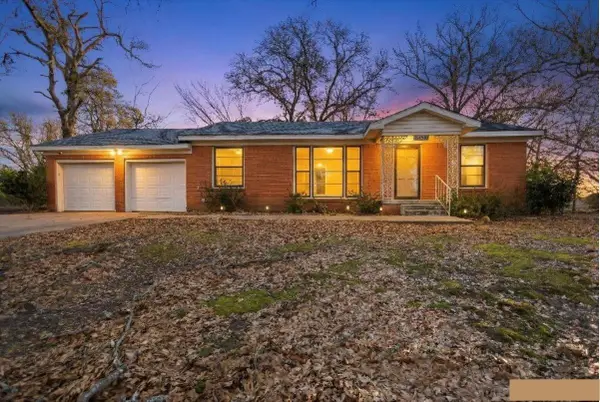 2228 Sampson Place, Tyler, TX 75701