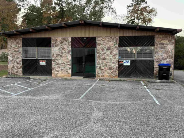 105 S Ward Dr, Longview, TX 75604