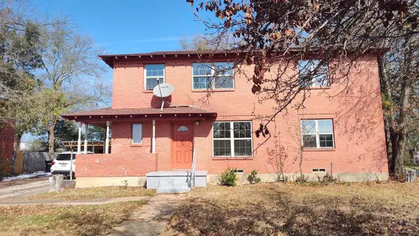 145-147 Hubbard, Longview, TX 75602