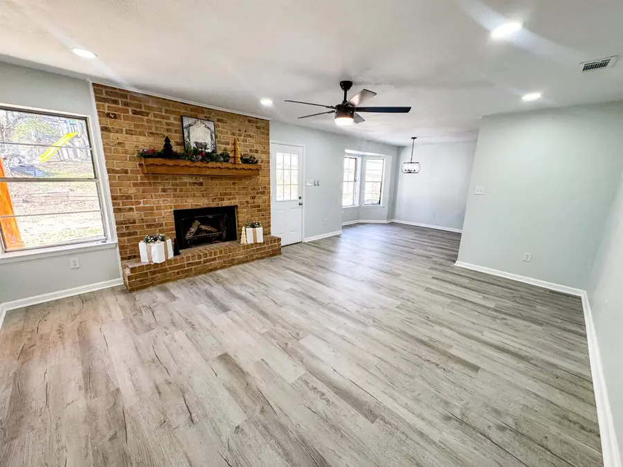 301 Belmont Dr, Marshall, TX 75672 - #3