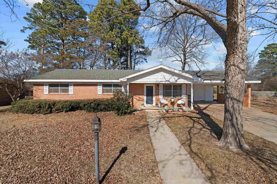 2206 Hendricks St, Gladewater, TX 75647 - #2