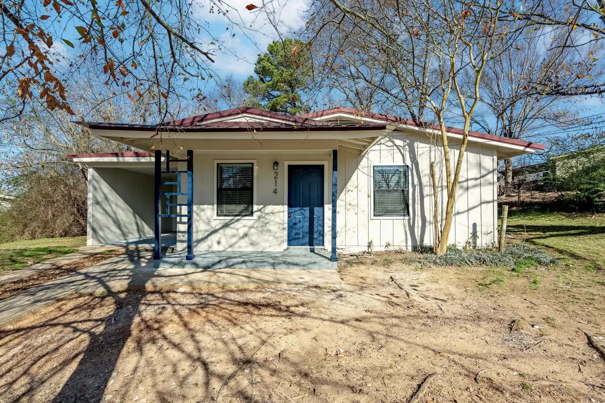 214 Randolph St, Lone Star, TX 75668 - #1