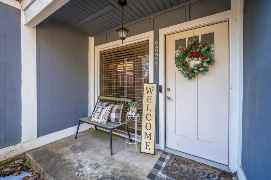 6823 Oakwood Dr., Gilmer, TX 75645 - #3