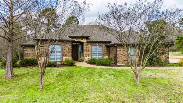 1455 CR 306 D, Henderson, TX 75654