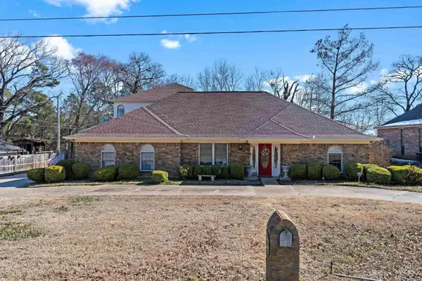 1816 Northwood Court, Longview, TX 75605