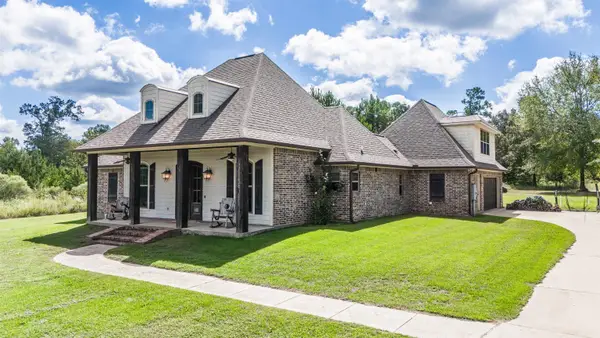 755 COUNTY RD 334, De Berry, TX 75639