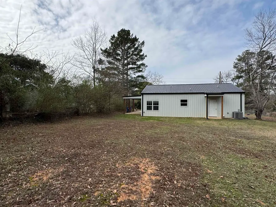 1802 Myrtlewood, Marshall, TX 75672 - Image #2