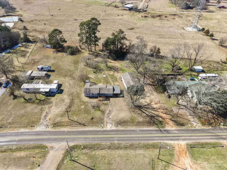 318 DAINGERFIELD ST, Naples, TX 75568 - #3